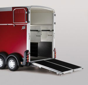 HB506 Ifor Williams Horse Boxes, Westwood New Trailers, Red ramp Door